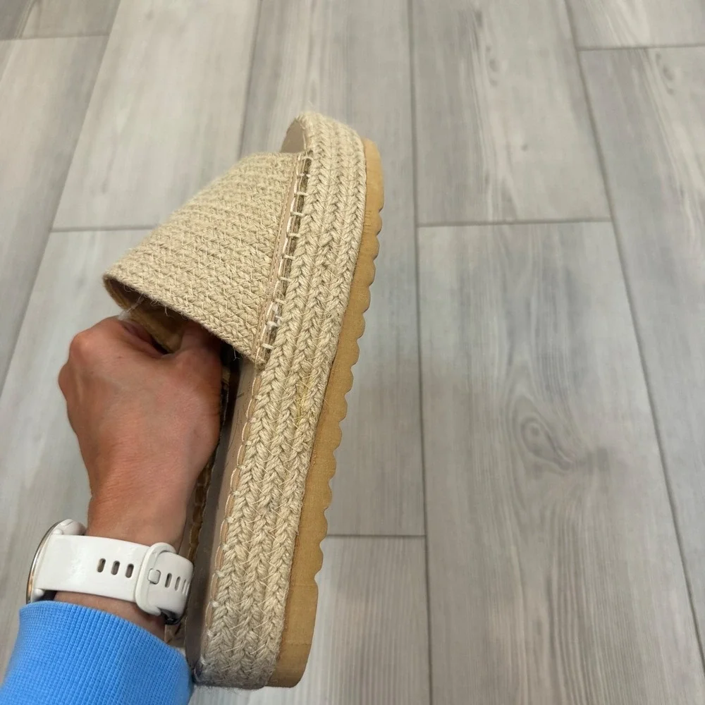 Beach by Matisse Women 10M Tan Woven Jute Platform Espadrille Slide Sandals